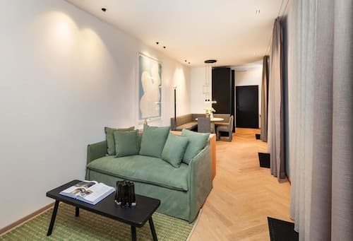 Hotel Maximilian's