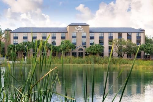 The Palms Inn & Suites