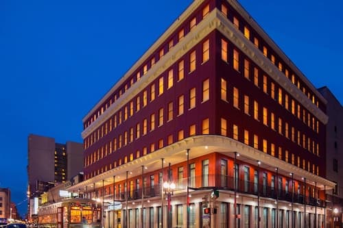 Courtyard by Marriott New Orleans Near the French Quarter