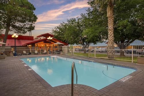 Best Western Swiss Clock Inn