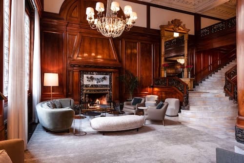 The Benson Portland, Curio Collection by Hilton