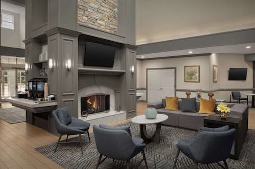 Homewood Suites by Hilton Alexandria / Pentagon South