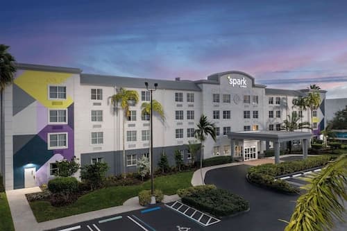 Spark by Hilton Miami Doral