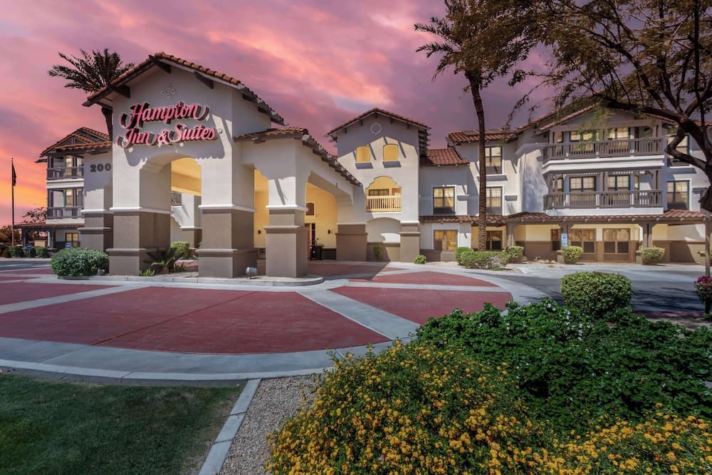 Hampton Inn & Suites Phoenix-Goodyear