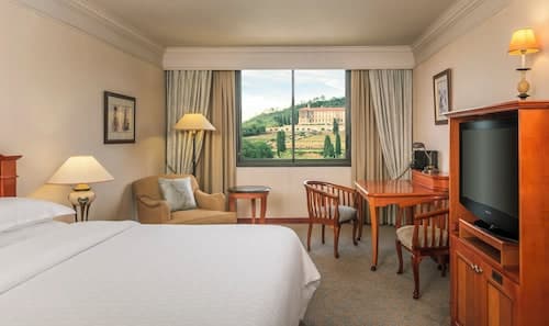 CT Hotel