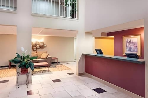 Rodeway Inn & Suites Chandler - Phoenix South I-10