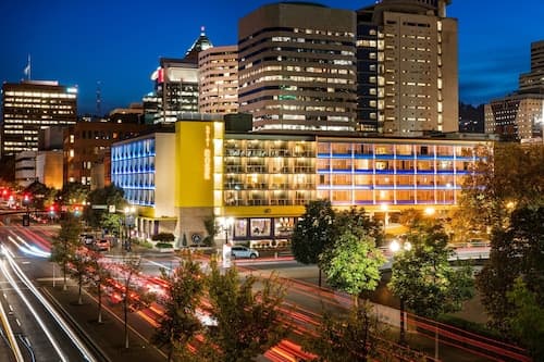 Staypineapple, Hotel Rose, Downtown Portland