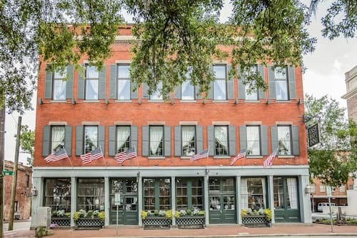 East Bay Inn, Historic Inns of Savannah Collection