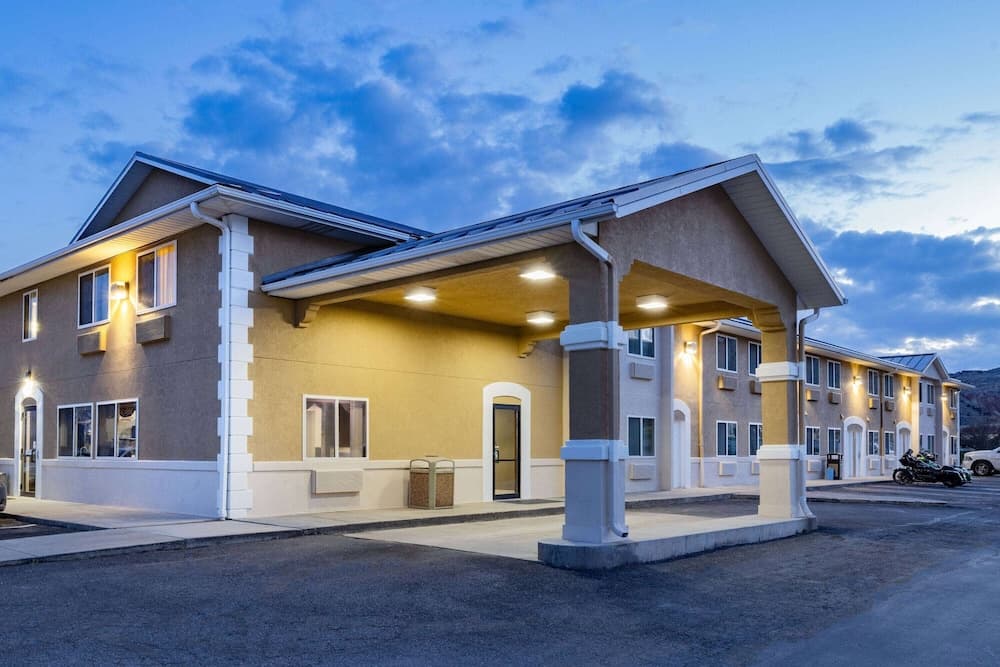 Super 8 by Wyndham Richfield UT