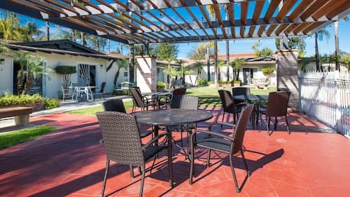 Fallbrook Country Inn