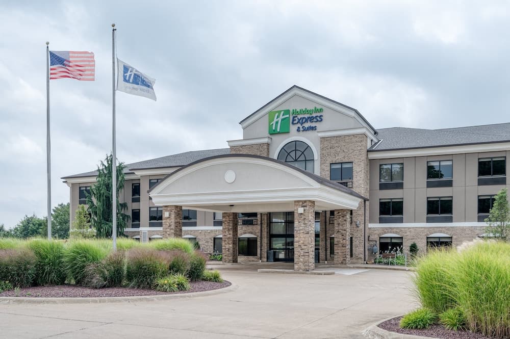 Holiday Inn Express & Suites Wadsworth by IHG