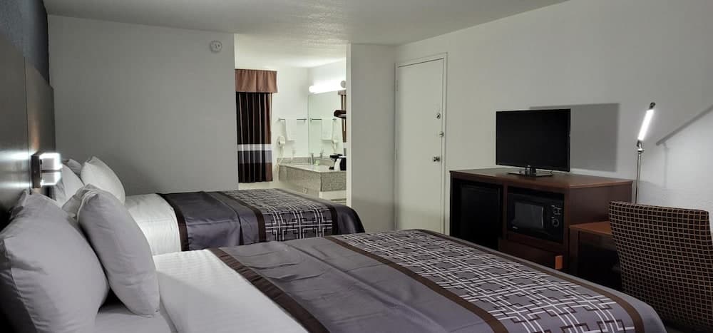 Key West Inn - Boaz