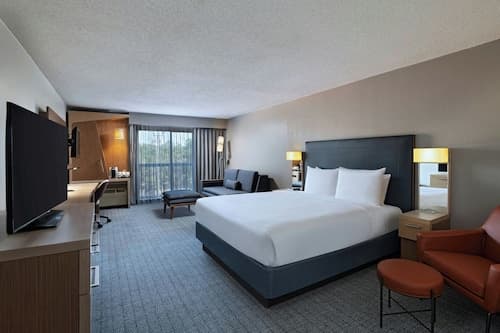 Courtyard by Marriott Austin The Domain Area