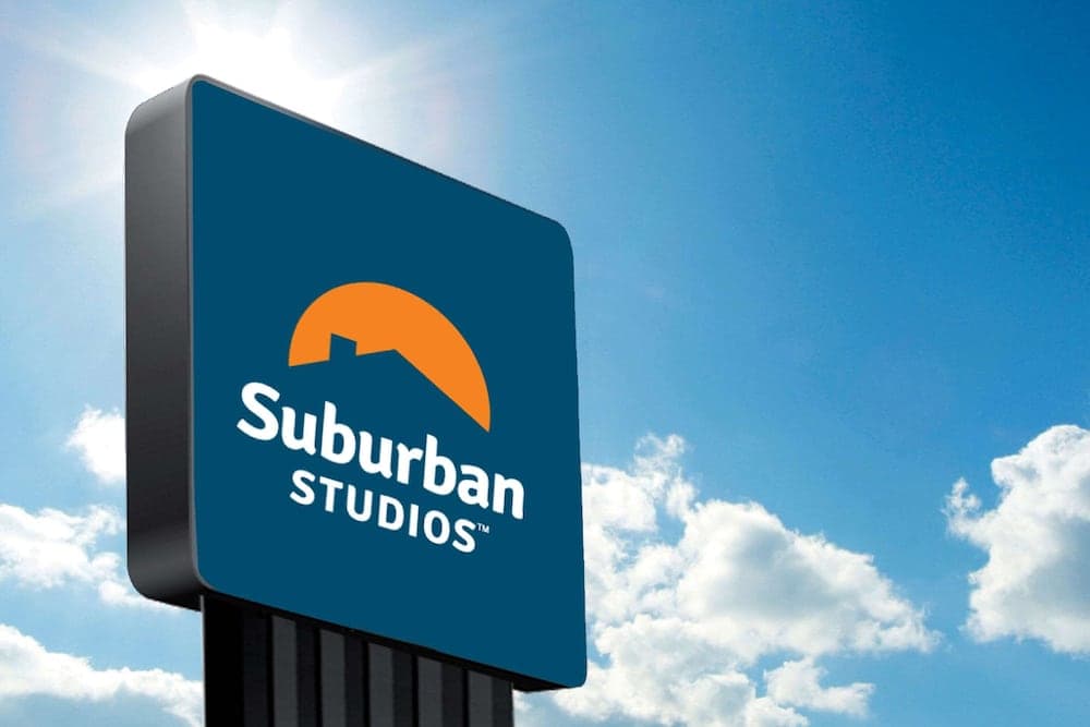 Suburban Studios Auburn Hills - Detroit