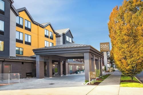 Four Points by Sheraton Downtown Seattle Center
