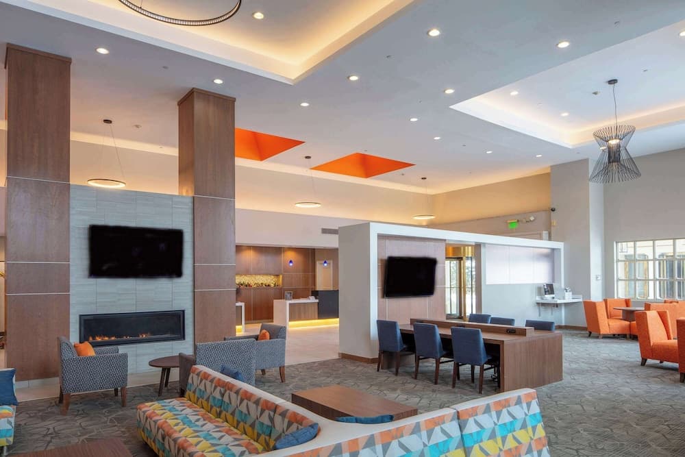 Collegian Hotel & Suites, Trademark Collection by Wyndham