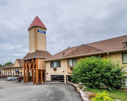 Rodeway Inn & Suites Madison East