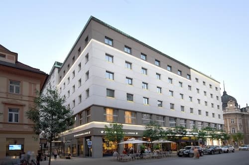 Best Western Premier Hotel Slon