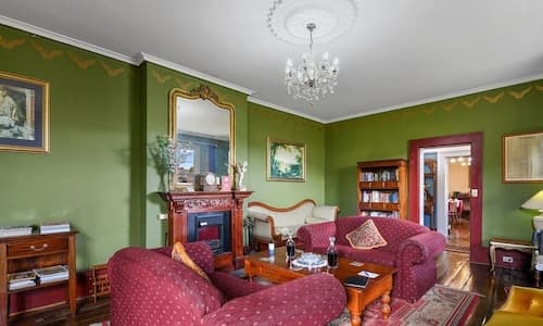 The Lodge on Elizabeth