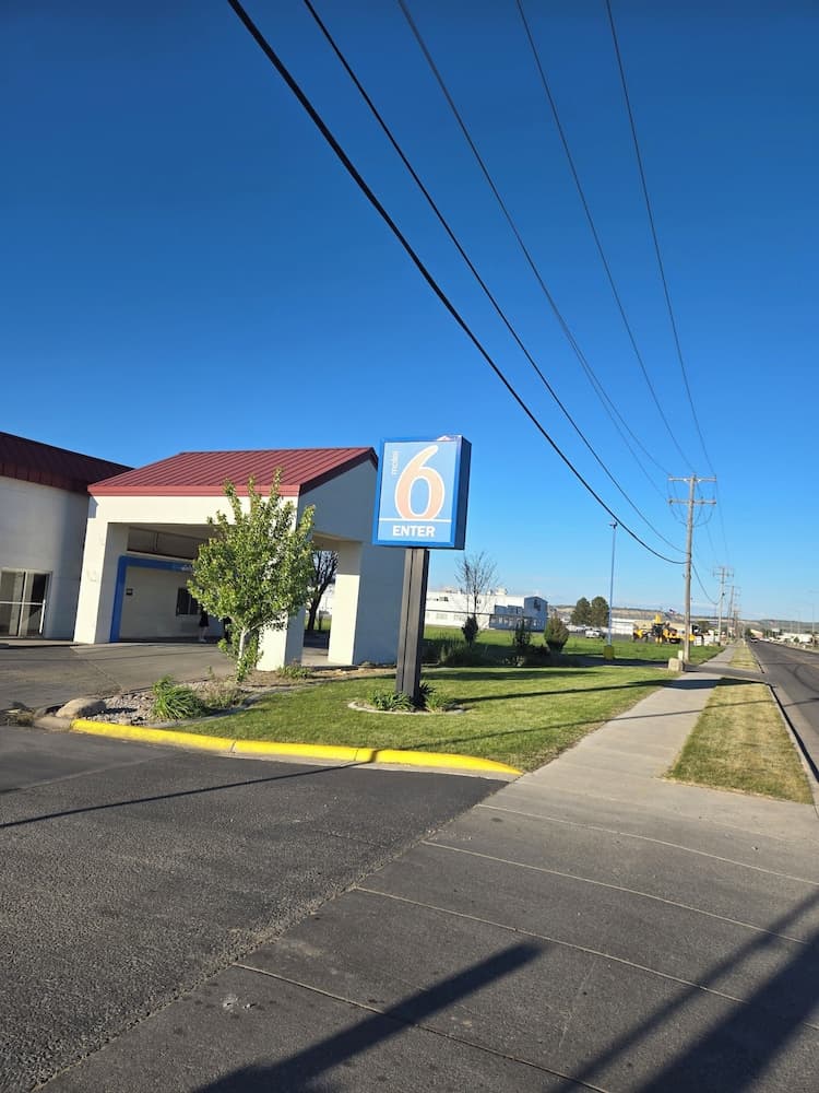 Motel 6 Billings, MT - North