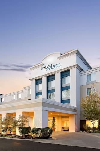 Sonesta Select Seattle Renton Suites