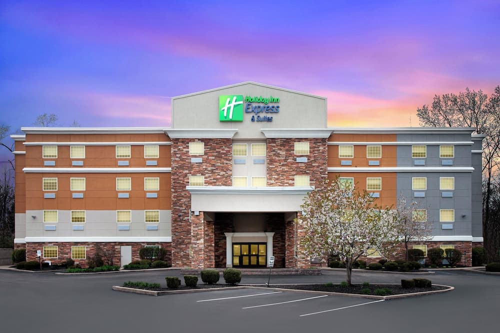 Holiday Inn Express & Suites - North Carmel / Westfield by IHG