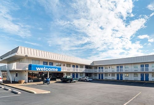 Motel 6 San Antonio, TX - I-10 West