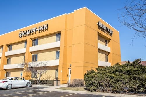 Quality Inn Elgin I-90