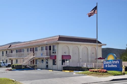 Days Inn by Wyndham San Marcos