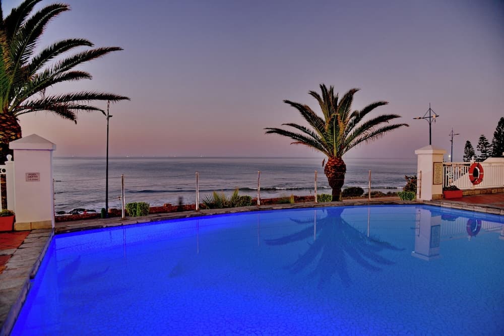 Courtyard Hotel Gqeberha