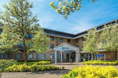 Holiday Inn Express Milton Keynes by IHG