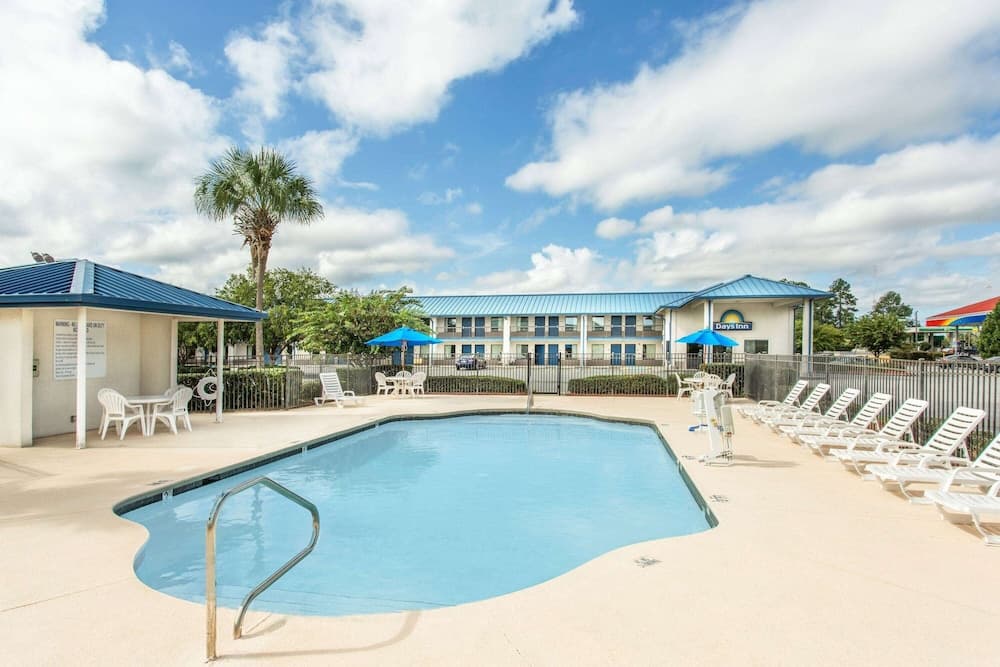 Days Inn by Wyndham Valdosta I-75