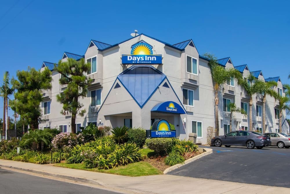 Days Inn by Wyndham Carlsbad
