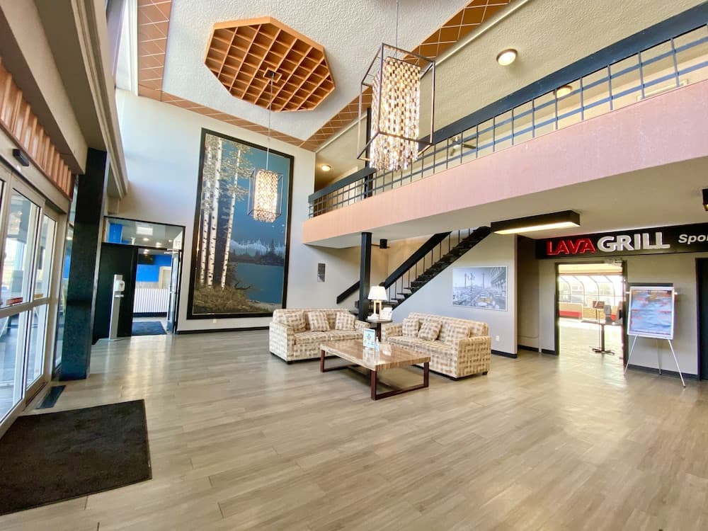 Ramada by Wyndham Whitecourt