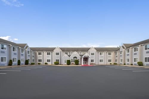 Microtel Inn by Wyndham Albany Airport