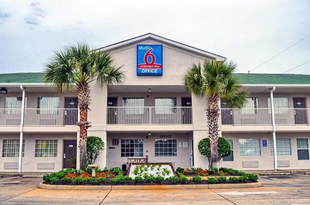 Studio 6 Pascagoula, MS