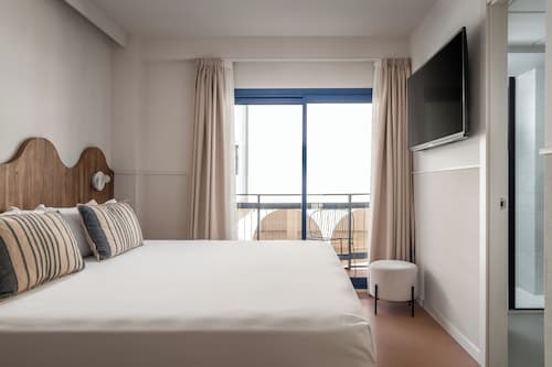 BYPILLOW Paseo