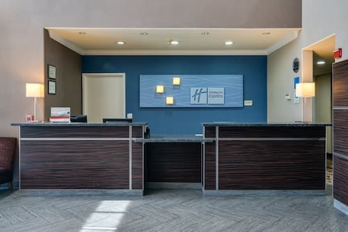 Holiday Inn Express & Suites Santa Clara by IHG