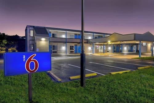 Motel 6 - Harrisburg, PA - Near PA Expo Center