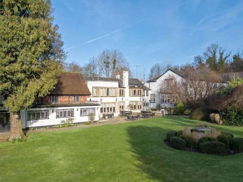 Sunday Box Hill Burford Bridge Hotel
