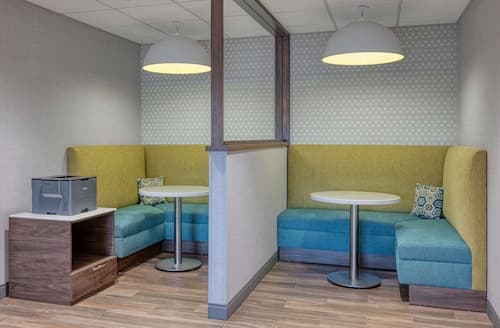Hampton Inn Cleveland Airport - Tiedeman Road