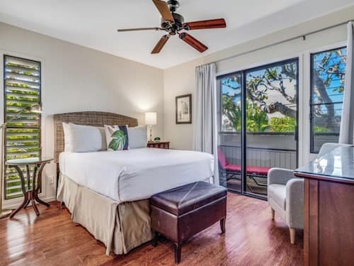 Wailea Ekolu - CoralTree Residence Collection