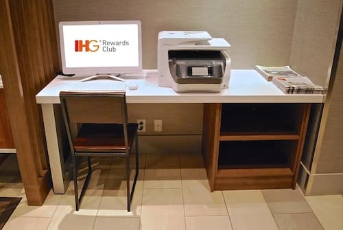 Holiday Inn Express Vancouver Airport Richmond by IHG