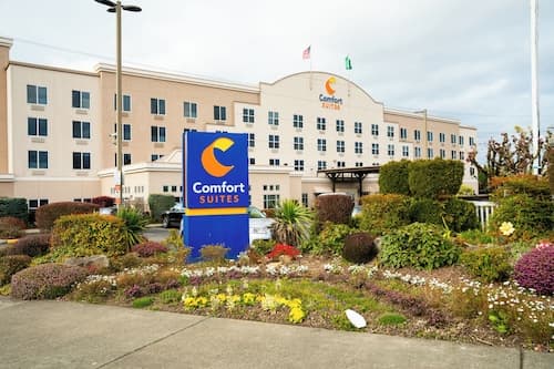 Comfort Suites Airport Tukwila Seattle
