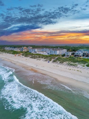Hampton Inn & Suites Outer Banks/ Corolla