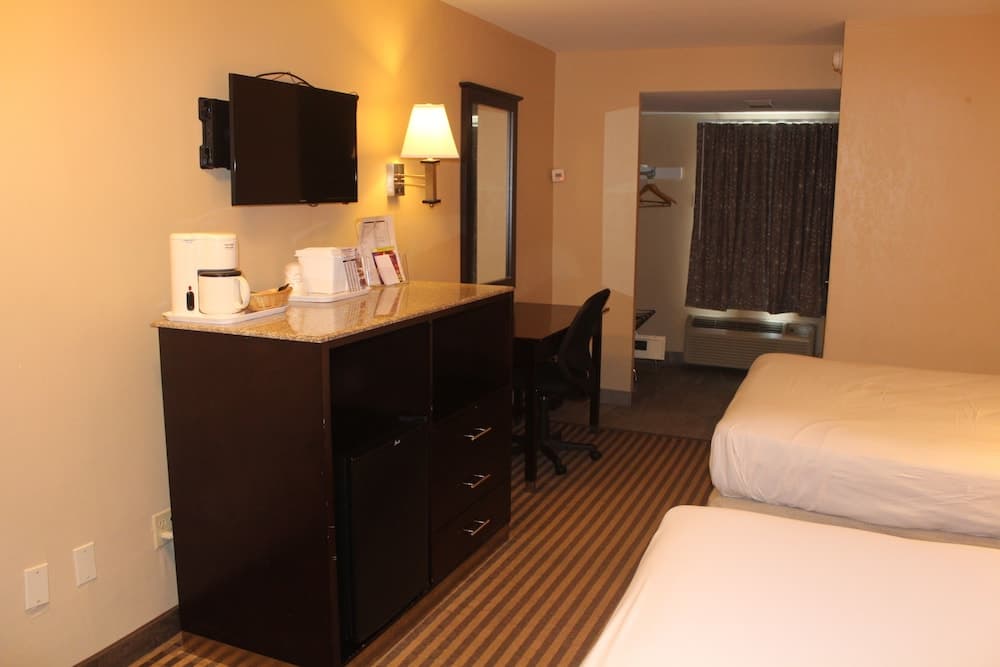 Travelodge by Wyndham Bellmawr