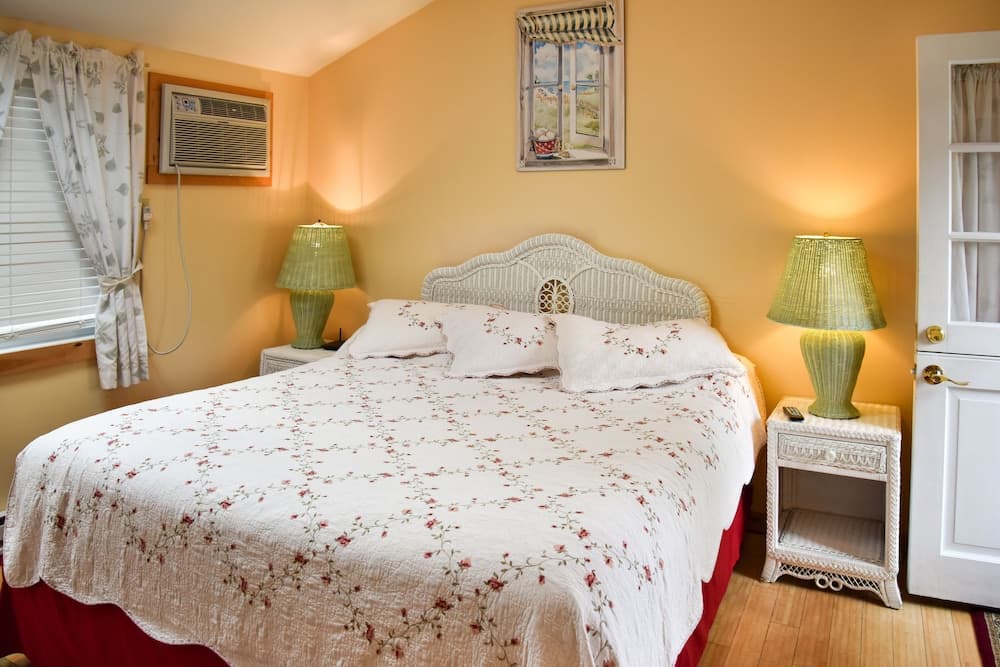 Shorelands Guest Resort and Cottages