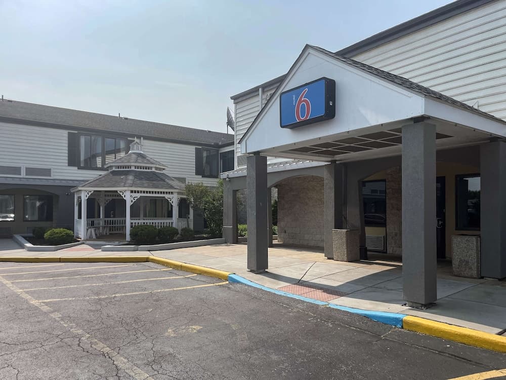 Motel 6 Newark, DE
