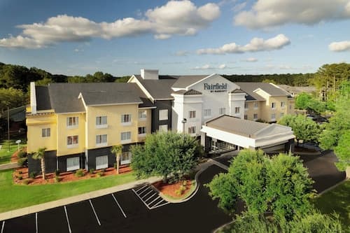 Fairfield Inn & Suites Charleston North/University Area