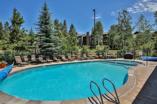 Canyon Creek at EagleRidge